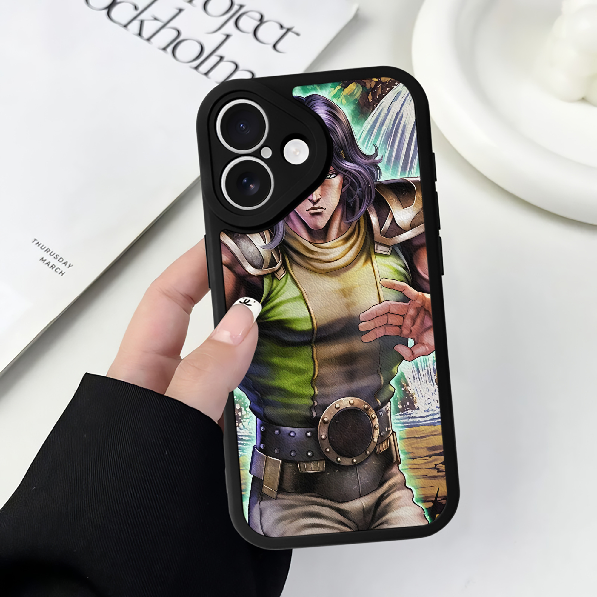 （画像用） 北斗の拳 Fist of the North Star 【iPhone 16シリーズ対応】シリコンスマホケース（レザー調） 材質：シリコン